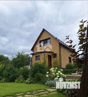 Дом 64м&sup2;, 2-этажный, участок 13 сот.  