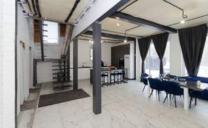 Дом 230м², 2-этажный, участок 6 сот.  