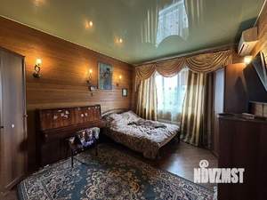 Коттедж 196м², 2-этажный, участок 6 сот.  