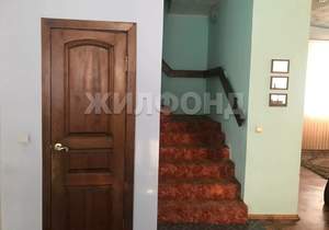 Дом 259м&sup2;, 2-этажный, участок 12 сот.  