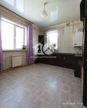 Дом 233м², 4-этажный, участок 6 сот.  