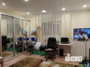 Дом 110м&sup2;, 2-этажный, участок 6 сот.  