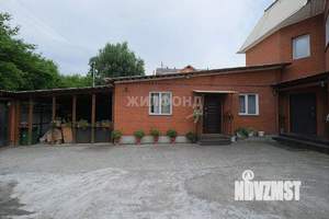 Коттедж 356м², 3-этажный, участок 3 сот.  