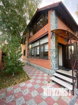 Коттедж 450м², 2-этажный, участок 10 сот.  