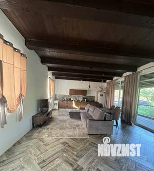 Дом 240м², 2-этажный, участок 14 сот.  