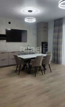 Дом 180м², 2-этажный, участок 6 сот.  