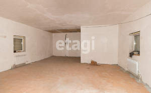 Дом 985м&sup2;, 3-этажный, участок 7 сот.  