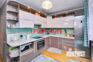 Дом 225м², 2-этажный, участок 10 сот.  
