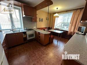 Дом 350м², 2-этажный, участок 5 сот.  