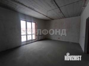 Таунхаус 180м², 3-этажный, участок 5 сот.  