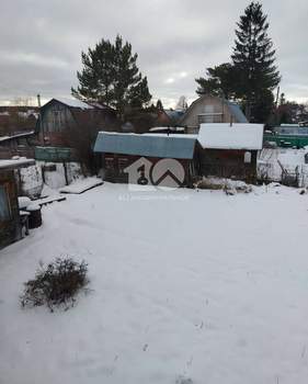 Дом 50м², 2-этажный, участок 6 сот.  