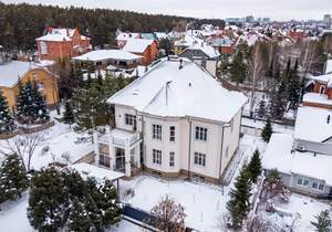 Дом 660м², 3-этажный, участок 8 сот.  