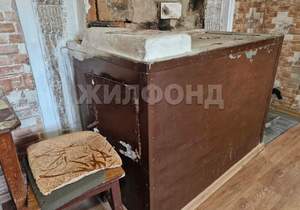 Дом 53м², 2-этажный, участок 10 сот.  