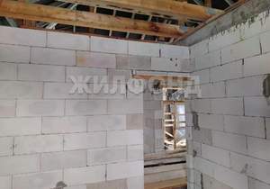 Дом 138м&sup2;, 2-этажный, участок 4 сот.  