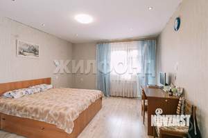 Дом 233м&sup2;, 3-этажный, участок 5 сот.  