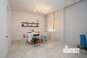 Дом 189м², 3-этажный, участок 6 сот.  