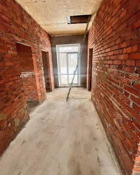 Дом 180м², 2-этажный, участок 5 сот.  