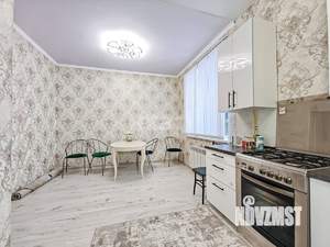 Дом 330м&sup2;, 2-этажный, участок 6 сот.  