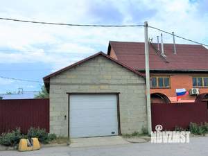 Дом 258м&sup2;, 3-этажный, участок 6 сот.  