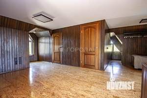 Дом 240м&sup2;, 3-этажный, участок 2 сот.  