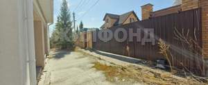 Дом 439м², 2-этажный, участок 10 сот.  