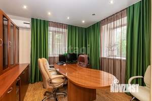 Дом 300м², 2-этажный, участок 14 сот.  