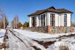 Дом 495м&sup2;, 2-этажный, участок 30 сот.  