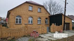 Дом 190м², 2-этажный, участок 5 сот.  