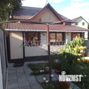 Дом 61м&sup2;, 2-этажный, участок 2 сот.  