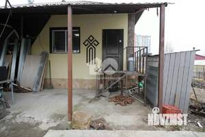 Дом 200м&sup2;, 3-этажный, участок 4 сот.  