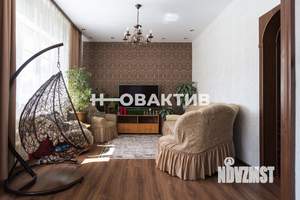 Коттедж 245м², 3-этажный, участок 6 сот.  