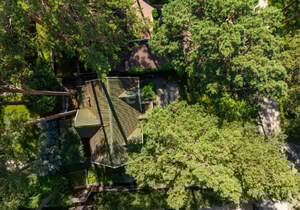 Дом 110м&sup2;, 2-этажный, участок 10 сот.  