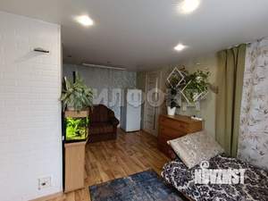 Дом 63м&sup2;, 2-этажный, участок 3 сот.  