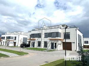 Таунхаус 113м&sup2;, 2-этажный, участок 1 сот.  