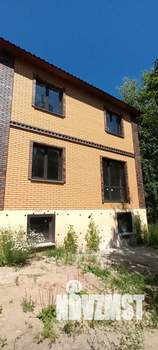 Коттедж 206м&sup2;, 3-этажный, участок 7 сот.  