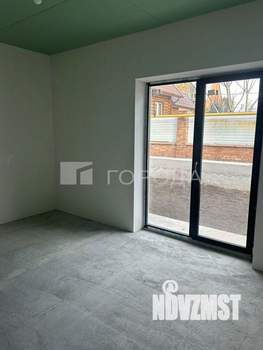 Дом 200м², 2-этажный, участок 8 сот.  