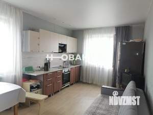 Дом 221м², 3-этажный, участок 6 сот.  