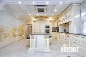 Коттедж 600м², 3-этажный, участок 25 сот.  