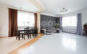Дом 340м², 2-этажный, участок 10 сот.  