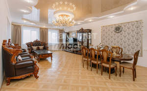 Дом 345м&sup2;, 3-этажный, участок 4 сот.  