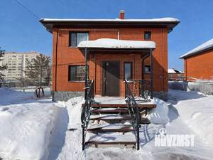 Дом 240м&sup2;, 3-этажный, участок 8 сот.  