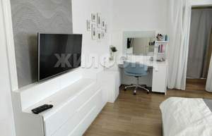 Дом 450м&sup2;, 2-этажный, участок 10 сот.  