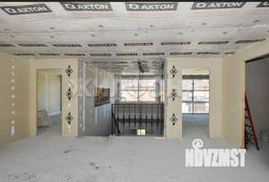 Коттедж 220м², 2-этажный, участок 6 сот.  