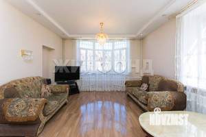 Коттедж 360м², 2-этажный, участок 16 сот.  