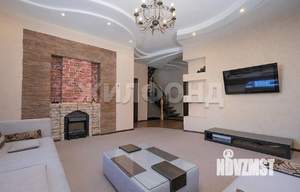 Дом 278м&sup2;, 3-этажный, участок 6 сот.  