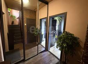 Дом 70м&sup2;, 2-этажный, участок 4 сот.  