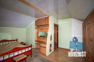 Дом 180м², 2-этажный, участок 5 сот.  