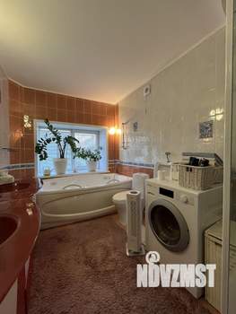 Дача 550м², 3-этажный, участок 13 сот.  