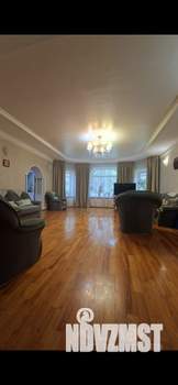 Коттедж 550м², 2-этажный, участок 25 сот.  