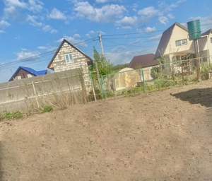 Дом 64м&sup2;, 2-этажный, участок 10 сот.  